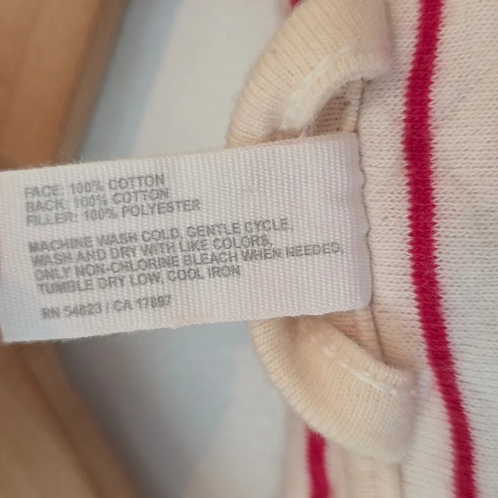 Vintage Old Navy Intimates Cream/Red Quilted Holiday Hooded Robe - Small